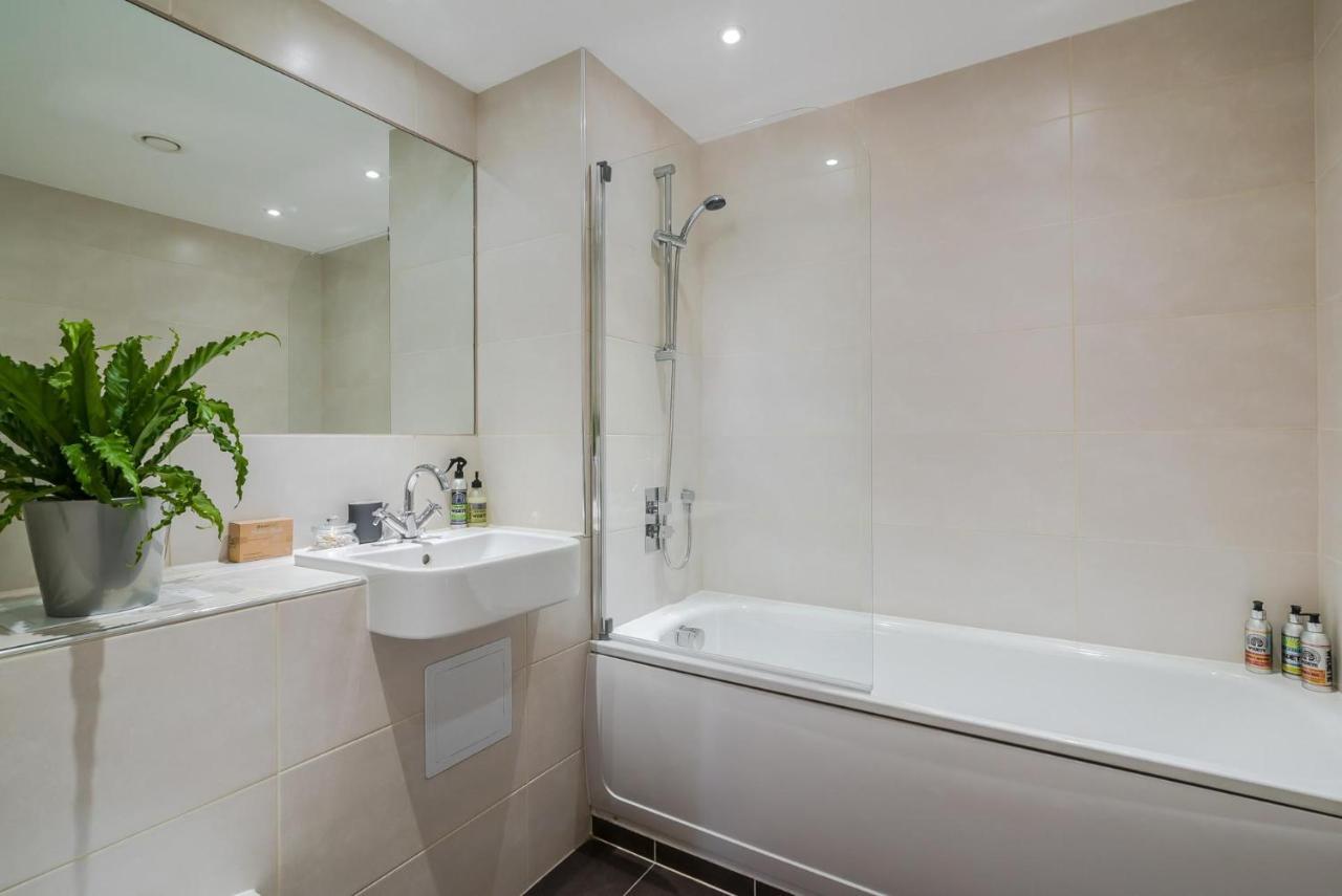 Panorama Apartments By Mesh Accommodation Short & Long Term Lets Ashford For Contractors Or Corporate Stays Exteriér fotografie